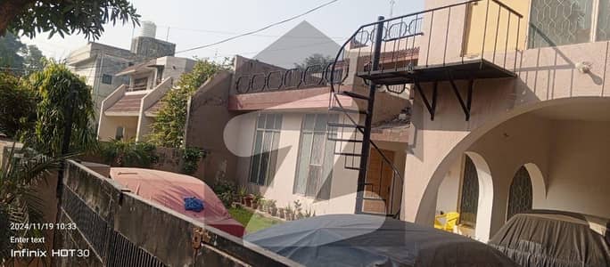 1kanal house model town link road