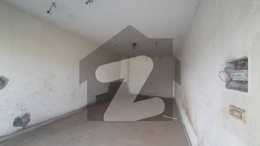 مین