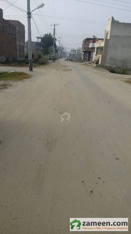 One Kanal Plot At Islamabad Colony Jail Road