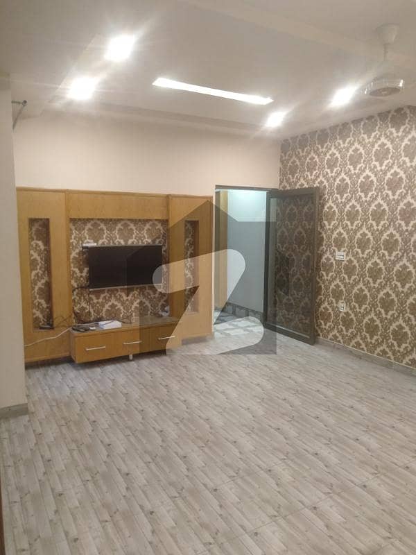 700 Sqft office Available For Rent At Susan Road