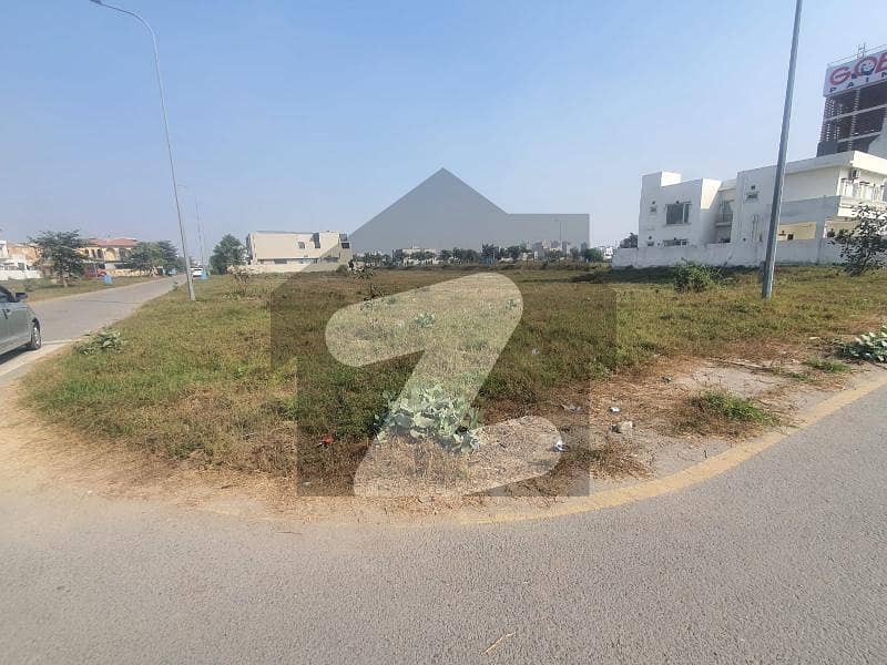 07 Marla Plot Prime Location Available For Sale 07 Marla Plot Prime Location Available For Sale