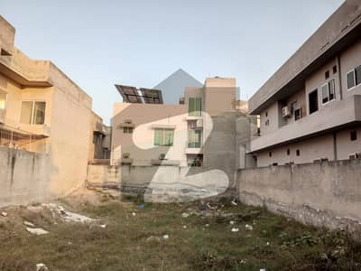 پی