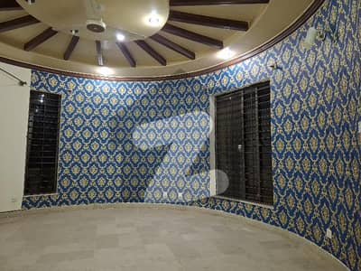 گرین ایونیو اسلام آباد میں 5 کمروں کا 1 کنال مکان 2.5 لاکھ میں کرایہ پر دستیاب ہے۔