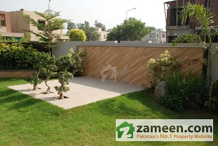 2 Kanal Beautiful Bungalow For Sale In DHA Phase 5 - Block K