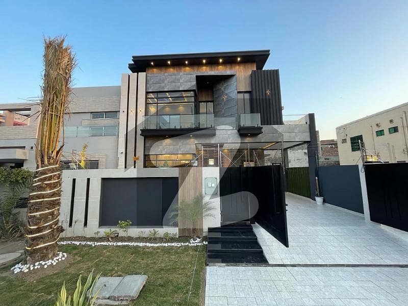 LIKE BRAND NEW HOUSE FOR RENT LIKE BRAND NEW HOUSE FOR RENT
