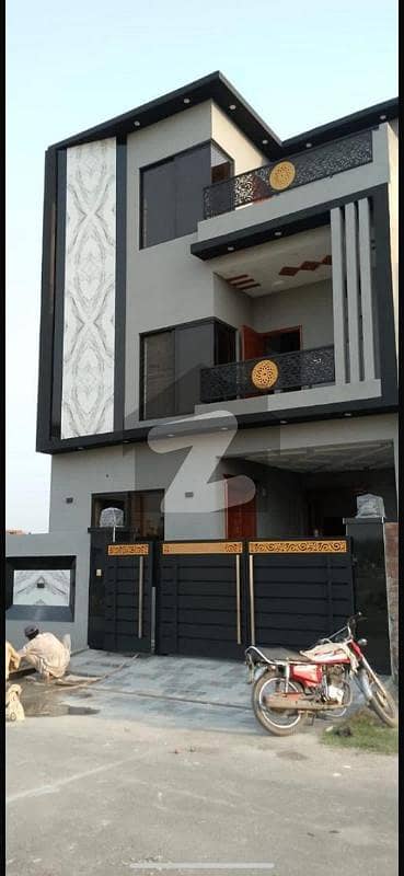 بحریہ ٹاؤن جناح بلاک بحریہ ٹاؤن سیکٹر ای,بحریہ ٹاؤن,لاہور میں 3 کمروں کا 6 مرلہ مکان 2.8 کروڑ میں برائے فروخت۔ بحریہ ٹاؤن جناح بلاک بحریہ ٹاؤن سیکٹر ای,بحریہ ٹاؤن,لاہور میں 3 کمروں کا 6 مرلہ مکان 2.8 کروڑ میں برائے فروخت۔