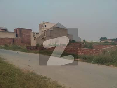 پاک عرب ہاؤسنگ سوسائٹی لاہور میں 5 مرلہ رہائشی پلاٹ 35.0 لاکھ میں برائے فروخت۔