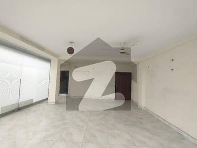 ضرار شہید روڈ کینٹ,لاہور میں 3 مرلہ دفتر 33.0 ہزار میں کرایہ پر دستیاب ہے۔