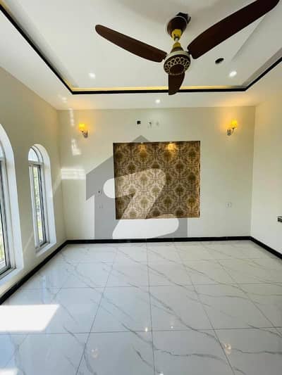 Ready To Buy A Prime Location House In EME Society - Block D Lahore