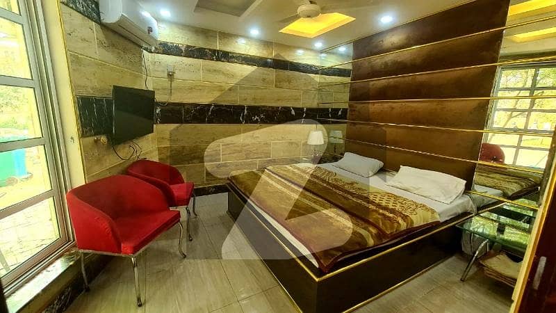 1 BEDROOMS FULLY FURNISHED APPARTMENT FOR RENT IN CANTT & STUDIO APPARTMENTS AVAILABLE 1 BEDROOMS FULLY FURNISHED APPARTMENT FOR RENT IN CANTT & STUDIO APPARTMENTS AVAILABLE