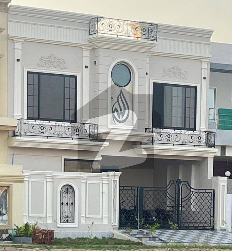 Wapda Town Phase 1 DOUBLE STOREY House Available For Sale