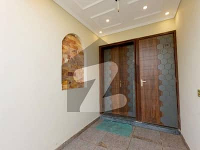 کینال گارڈن لاہور میں 4 کمروں کا 3 مرلہ مکان 1.5 کروڑ میں برائے فروخت۔