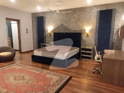 666 BUNGALOW FOR RENT IN DHA PHASE 8