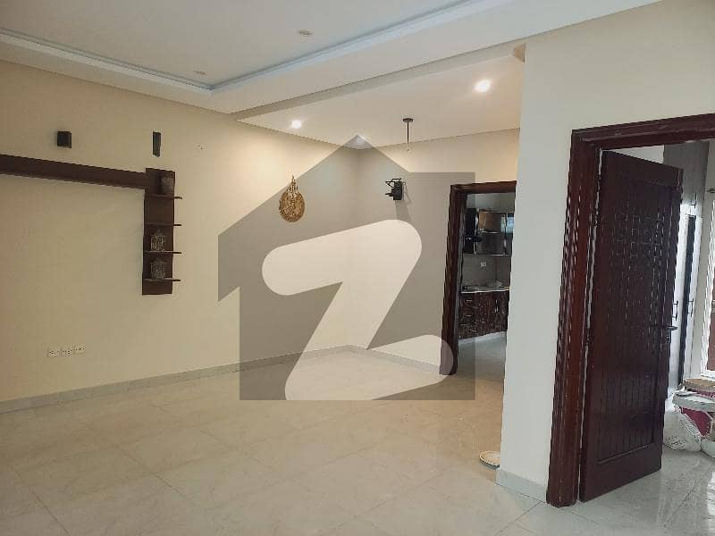 5 Marla Beautiful House In Saeed Colony