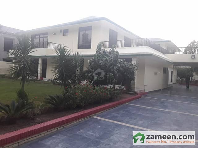 5 Beds Beautiful House For Rent In F7 Islamabad