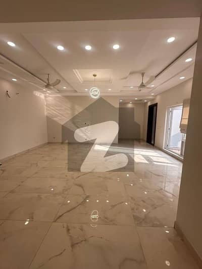 01 KANAL UPPER PORTION WITH SEPARATE GATE FOR RENT IN DHA PHASE 8