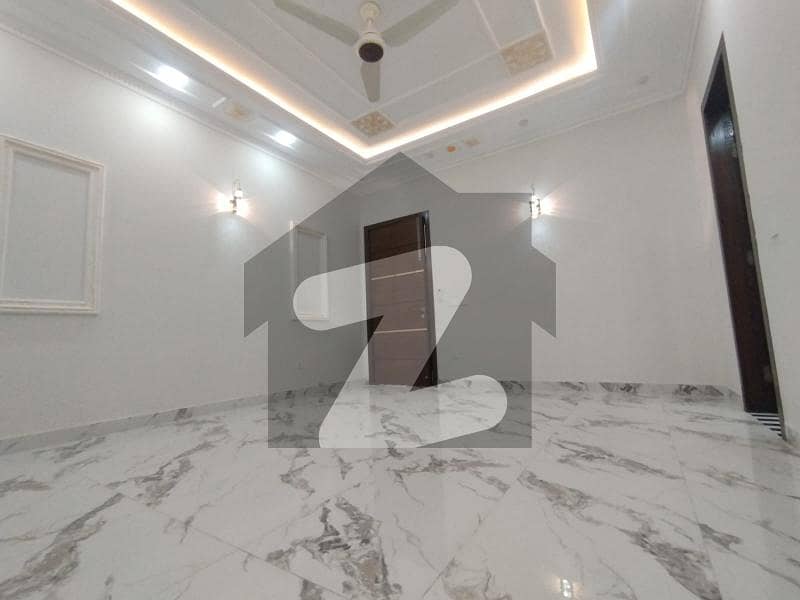 ڈی ایچ اے فیز 7 ڈیفنس (ڈی ایچ اے),لاہور میں 5 کمروں کا 1 کنال مکان 3.4 لاکھ میں کرایہ پر دستیاب ہے۔ ڈی ایچ اے فیز 7 ڈیفنس (ڈی ایچ اے),لاہور میں 5 کمروں کا 1 کنال مکان 3.4 لاکھ میں کرایہ پر دستیاب ہے۔