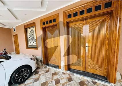 House for Rent in B17 Islamabad. 10 Marla, all facilities available, 2 car parking area, brand new condition. Contact mi for more information   0335 7889738  Haider Ali