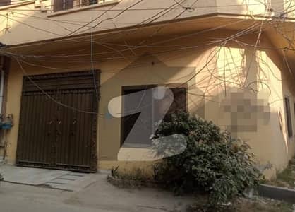 Corner House Of 5 Marla For sale In Marghzar Officers Colony