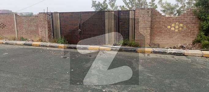 1 Kanal Hot Location Commercial Plot For Sale