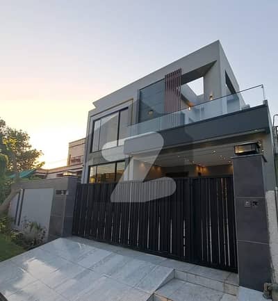 One Kanal House Available For Sale Prime Location