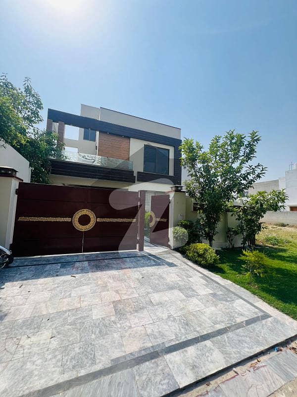 "Spacious 12 Marla, 4-Year-Old Well-Maintained Home For Sale A Perfect Family Haven!" "Spacious 12 Marla, 4-Year-Old Well-Maintained Home For Sale A Perfect Family Haven!"