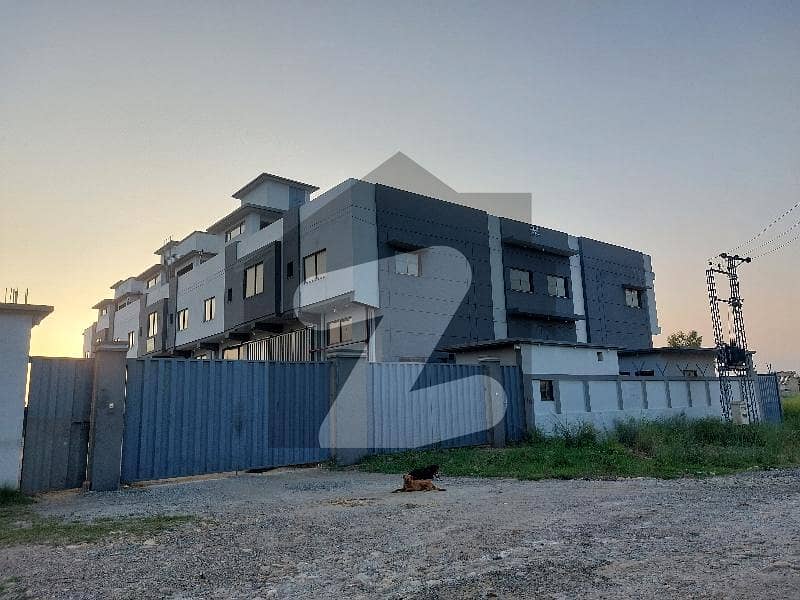 for sale. 15000 square feet covered area 4 kanal. rcci building and with 200 kva Transformer installed for sale. 15000 square feet covered area 4 kanal. rcci building and with 200 kva Transformer installed
