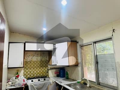 بحریہ ٹاؤن فیز 8 ۔ عوامی ولاز 2 بحریہ ٹاؤن فیز 8,بحریہ ٹاؤن راولپنڈی,راولپنڈی میں 2 کمروں کا 5 مرلہ مکان 35.0 ہزار میں کرایہ پر دستیاب ہے۔ بحریہ ٹاؤن فیز 8 ۔ عوامی ولاز 2 بحریہ ٹاؤن فیز 8,بحریہ ٹاؤن راولپنڈی,راولپنڈی میں 2 کمروں کا 5 مرلہ مکان 35.0 ہزار میں کرایہ پر دستیاب ہے۔