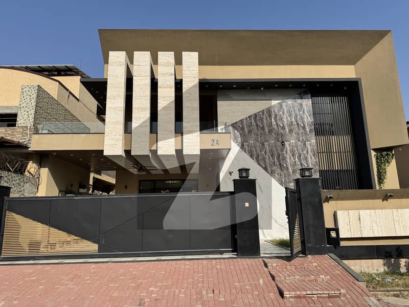 Double Heighted View House For Sale