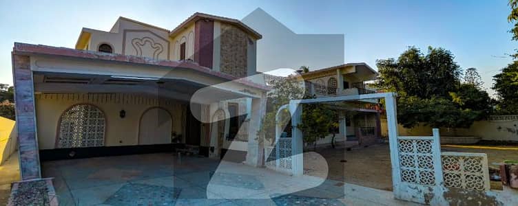 1000 YARDS BUNGALOW AVAILABLE FOR SALE ON MOMIN