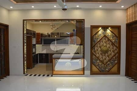 Luxury Living: 10.66 Marla Brand New House Available At A Great Price In Bahria Town, Lahore - Gulbahar Block!