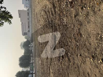 ڈی ایچ اے فیز 7 - بلاک وائے فیز 7,ڈیفنس (ڈی ایچ اے),لاہور میں 2 کنال رہائشی پلاٹ 6.5 کروڑ میں برائے فروخت۔ ڈی ایچ اے فیز 7 - بلاک وائے فیز 7,ڈیفنس (ڈی ایچ اے),لاہور میں 2 کنال رہائشی پلاٹ 6.5 کروڑ میں برائے فروخت۔