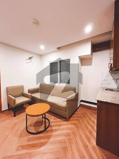 1 BED FURNISHED APARTMENT IN BAHRIA TOWN CIVIC CENTER BAHRIA TOWN
