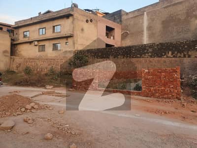 Corner 3 Marla Commercial Plot For Sale In Rs. 5500000 Only