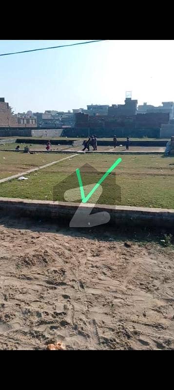 5 Marla Commercial Plot In Only Rs. 20000000/- 5 Marla Commercial Plot In Only Rs. 20000000/-