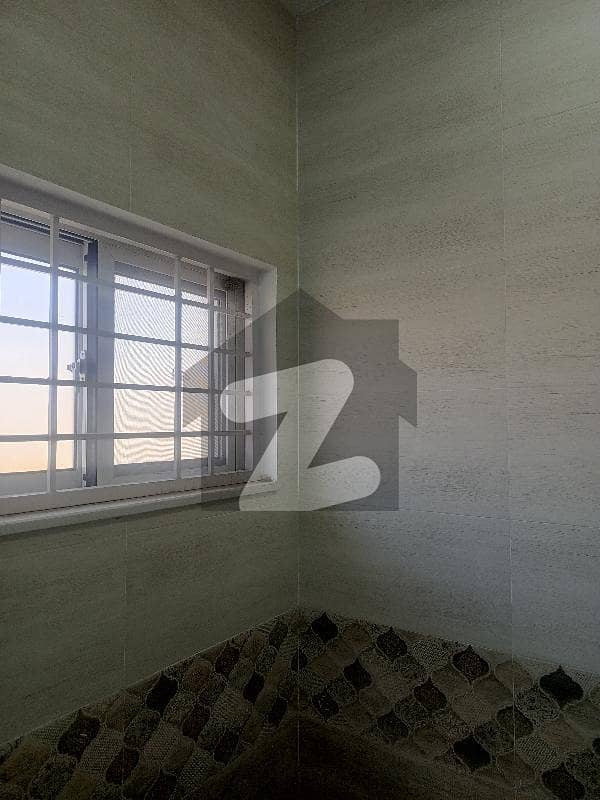 ڈی ایچ اے فیز 8 ڈیفنس (ڈی ایچ اے),لاہور میں 3 کمروں کا 1 کنال بالائی پورشن 1.5 لاکھ میں کرایہ پر دستیاب ہے۔ ڈی ایچ اے فیز 8 ڈیفنس (ڈی ایچ اے),لاہور میں 3 کمروں کا 1 کنال بالائی پورشن 1.5 لاکھ میں کرایہ پر دستیاب ہے۔