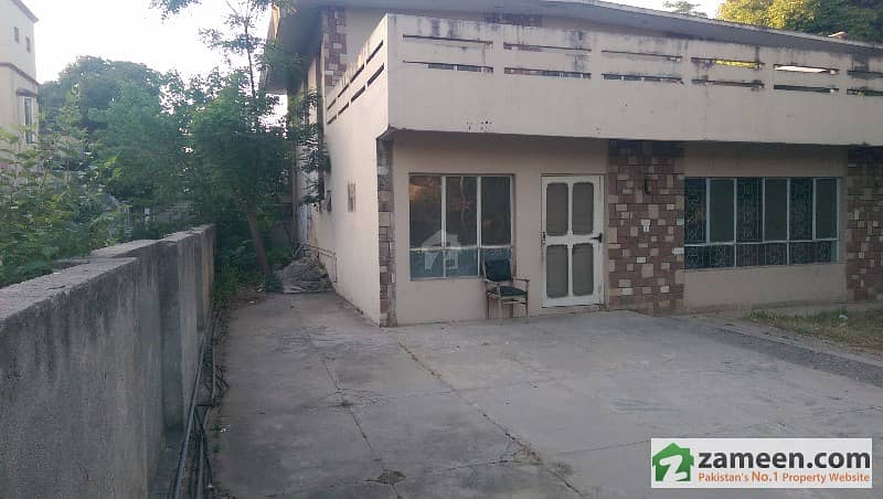 2 Kanal House For Sale In F-8/4