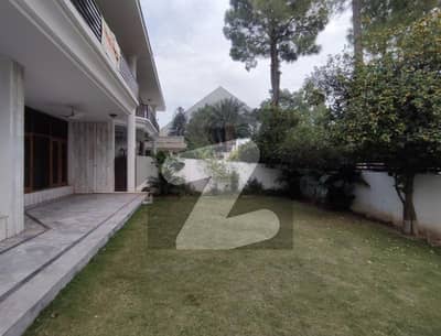 F-10 Neat and clean House Available for Rent beautiful Location