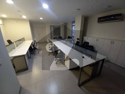 100 Square Yards Building For Rent On The Prime Location Of Ittehad Commercial