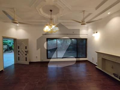 A Beautiful 4 Bed House Is Available For Rent