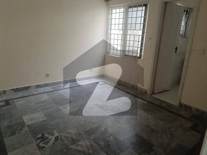 Beautiful 2 Bed Upper Portion Available In Walayat Colony Beautiful 2 Bed Upper Portion Available In Walayat Colony