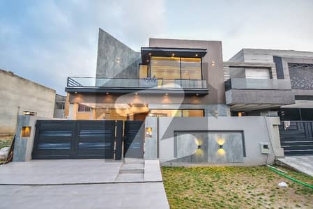 5 Marla Dream House For Sale In DHA Lahore
