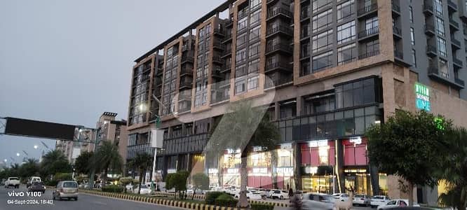 سماما سٹار مال اینڈ ریزیڈینسی گلبرگ گرینز,گلبرگ,اسلام آباد میں 1 کمرے کا 3 مرلہ فلیٹ 65.0 ہزار میں کرایہ پر دستیاب ہے۔