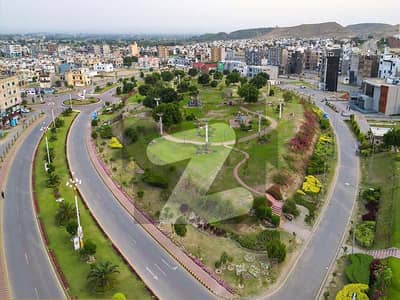 Calling All Investors And Dream Home Builders! Don't Miss Out On This Exclusive 1 Kanal Plot For Sale In The Heart
