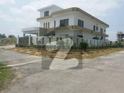بی ۔ 17 اسلام آباد میں 6 کمروں کا 1 کنال مکان 6.95 کروڑ میں برائے فروخت۔