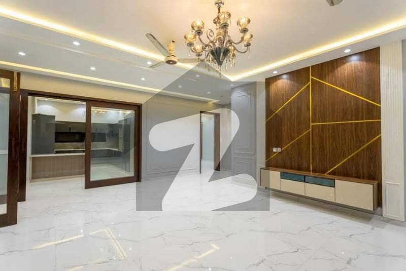 Modern Upper Portion For Rent Hot Location