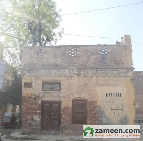 Commercial Old House Is Available For Sale