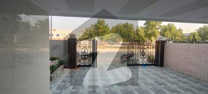 بحریہ ٹاؤن آئرس بلاک بحریہ ٹاؤن سیکٹر سی,بحریہ ٹاؤن,لاہور میں 5 کمروں کا 1 کنال مکان 7.0 کروڑ میں برائے فروخت۔ بحریہ ٹاؤن آئرس بلاک بحریہ ٹاؤن سیکٹر سی,بحریہ ٹاؤن,لاہور میں 5 کمروں کا 1 کنال مکان 7.0 کروڑ میں برائے فروخت۔