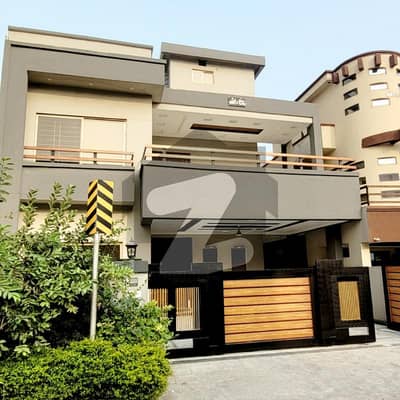 14 Marla House for rent :: 5 bedrooms :: Bahria phase 6