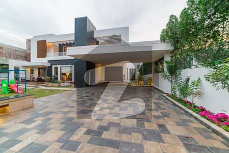DHA Lahore 2 Kanal Owner Build Design Corner House With Basement With 100% Original Pics Available For Rent DHA Lahore 2 Kanal Owner Build Design Corner House With Basement With 100% Original Pics Available For Rent